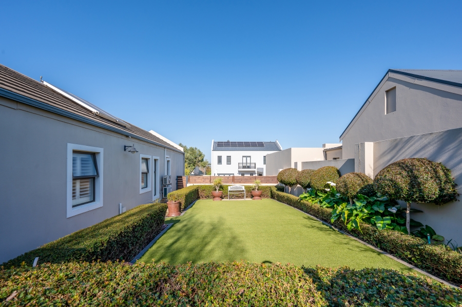 3 Bedroom Property for Sale in Kelderhof Country Village Western Cape